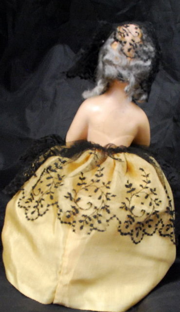 Bisque 1/2 Doll Pin Cushion