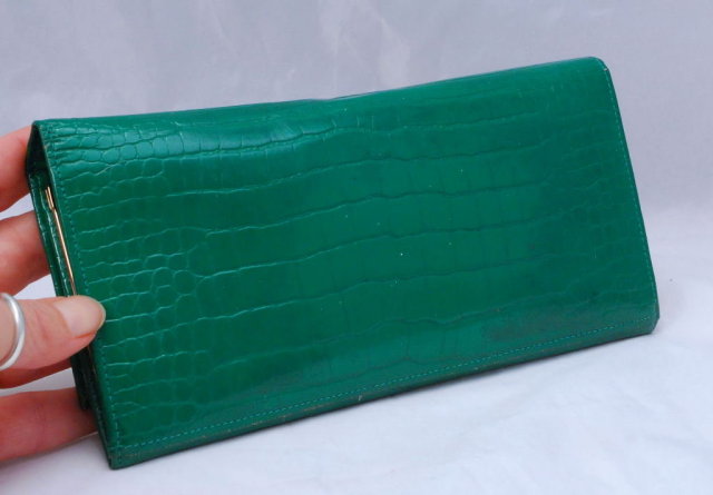 Vintage Green Pressed Leather Pocket Book Wallet , with matching coin purse Made in Japan