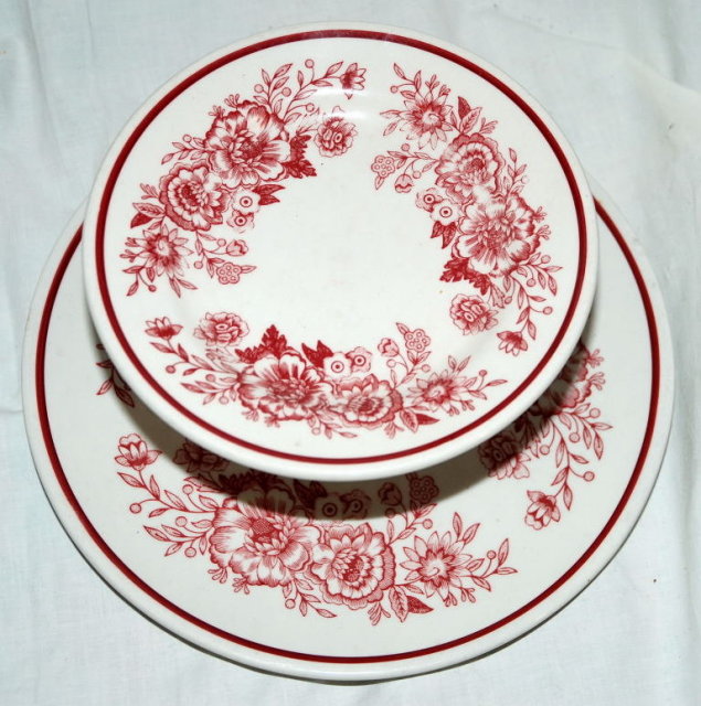 Homer Laughlin Bone China 2 tiered serving plate PRICE REDUCED!