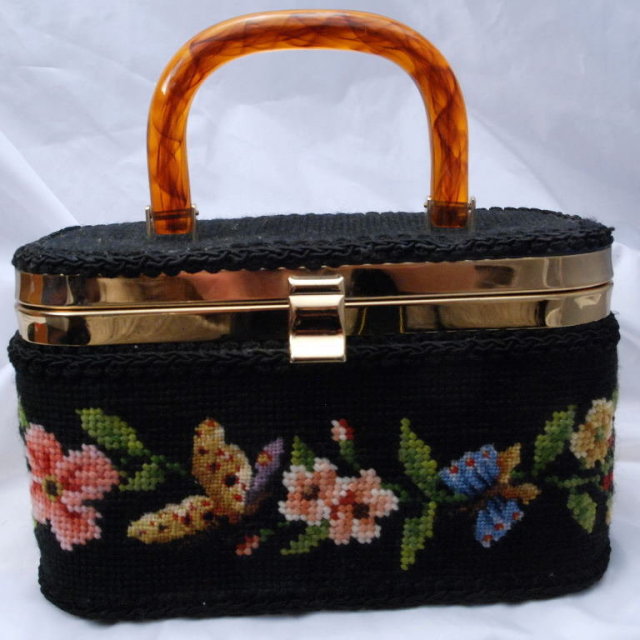Vintage 60's Julius Resnick JR Florida Needlepoint Box Purse with Lucite Handle