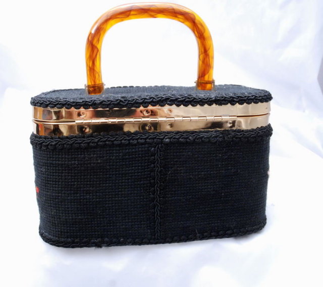 Vintage 60's Julius Resnick JR Florida Needlepoint Box Purse with Lucite Handle