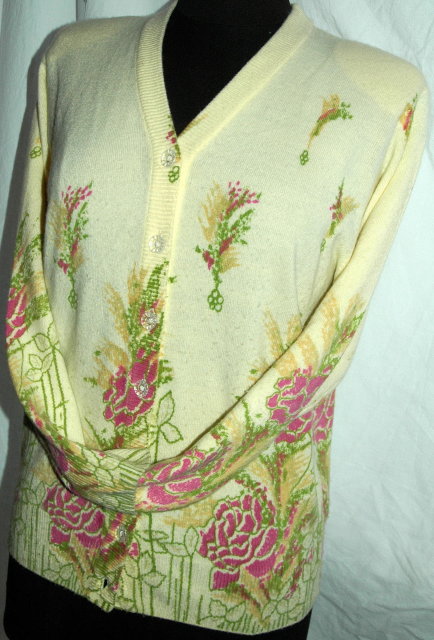 Vintage Italian Lana Wool Cardigan Sweater, yellow with flowers* PRICED REDUCED! **