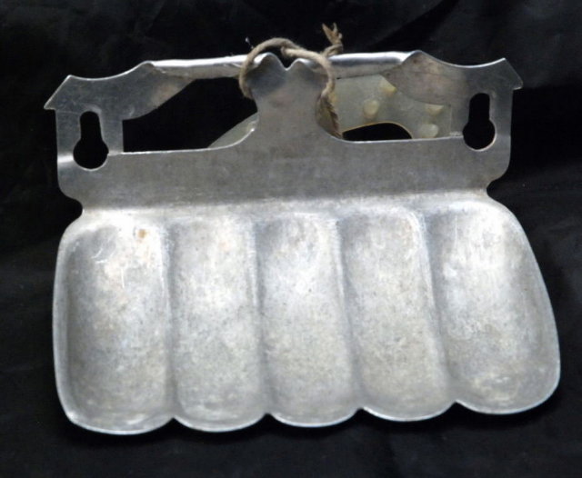 Rustic Antique Wall Mount Aluminum Soap Dish