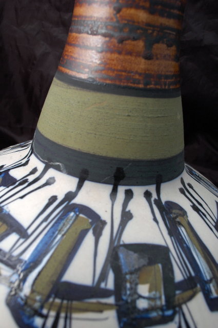 Modernist Eames Era large hand thrown Studio Pottery Vase HARSA Israel Signed and dated.