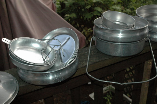 Regal Aluminum Stacking Picnic Food or Camping set