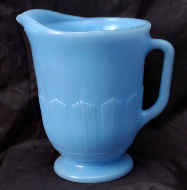Delphite Blue Glass Milk Pitcher - Pyrex Canada
