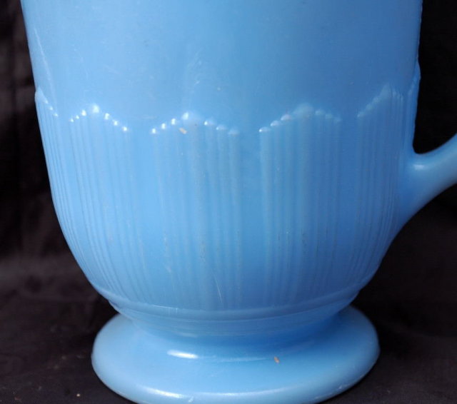 Delphite Blue Glass Milk Pitcher - Pyrex Canada