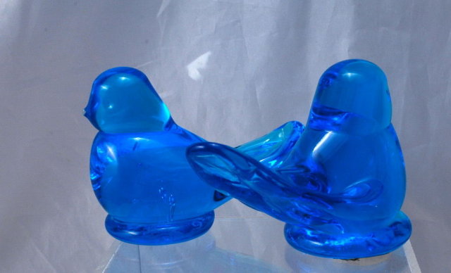 Glass Bird Paper Weights Artist Signed from Blue Bird of Happiness Studio