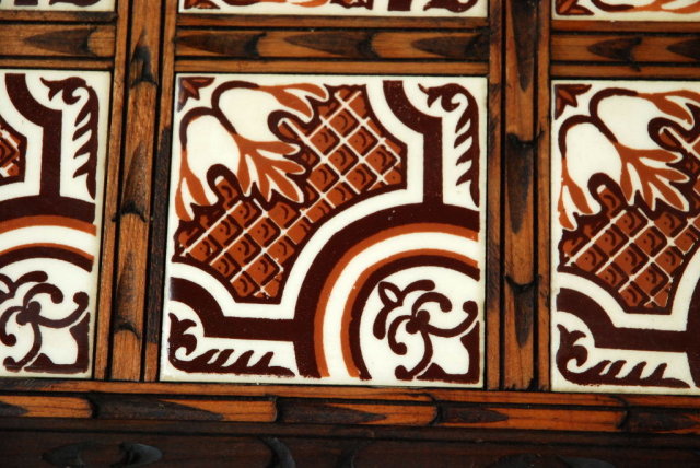 Old Mexican Folk Art Carved Wood & Spanish Tile Tray