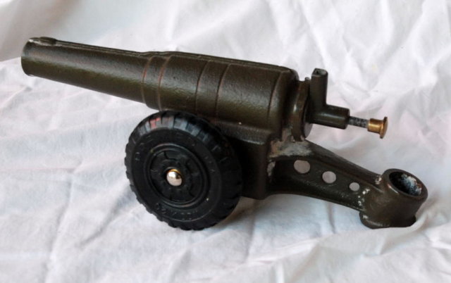 Big Bang Cannon Cast Iron Toy -Vintage